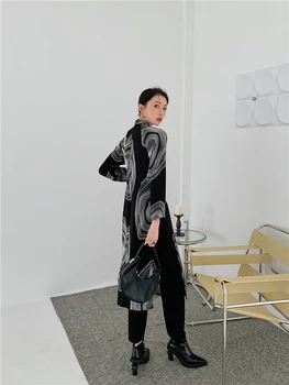 CHEERART 2022 Modes Sieviešu Vintage Cheongsam Garu Melnu Kleitu Līnijas ar garām Piedurknēm Dāmas Augstu Šķēlumu Kleitā Sievietes Estētisko Drēbes
